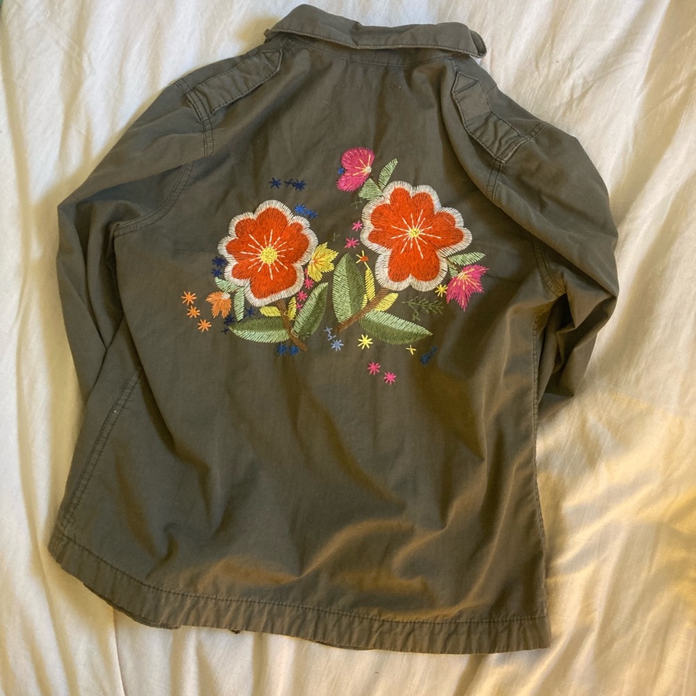 AWESOME- Lucky Brand Military “shacket” with flower embroidery- size medium